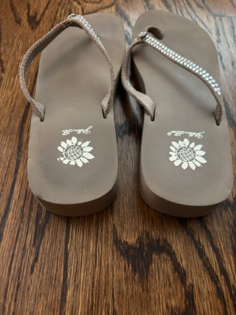 Yellow Box Jello Sandals (flip flops) Rich Taupe - 8 - Picture 4 of 4